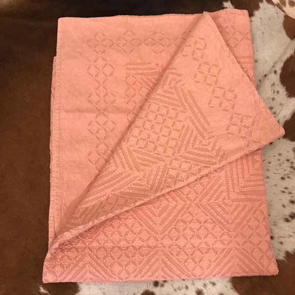 pink / salmon color king size blanket